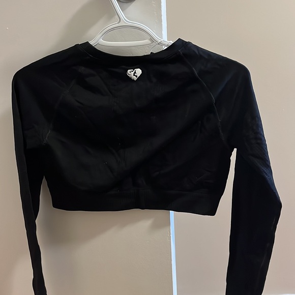 Women’s Best - Power Seamless Long Sleeve Crop Top - Picture 2 of 4